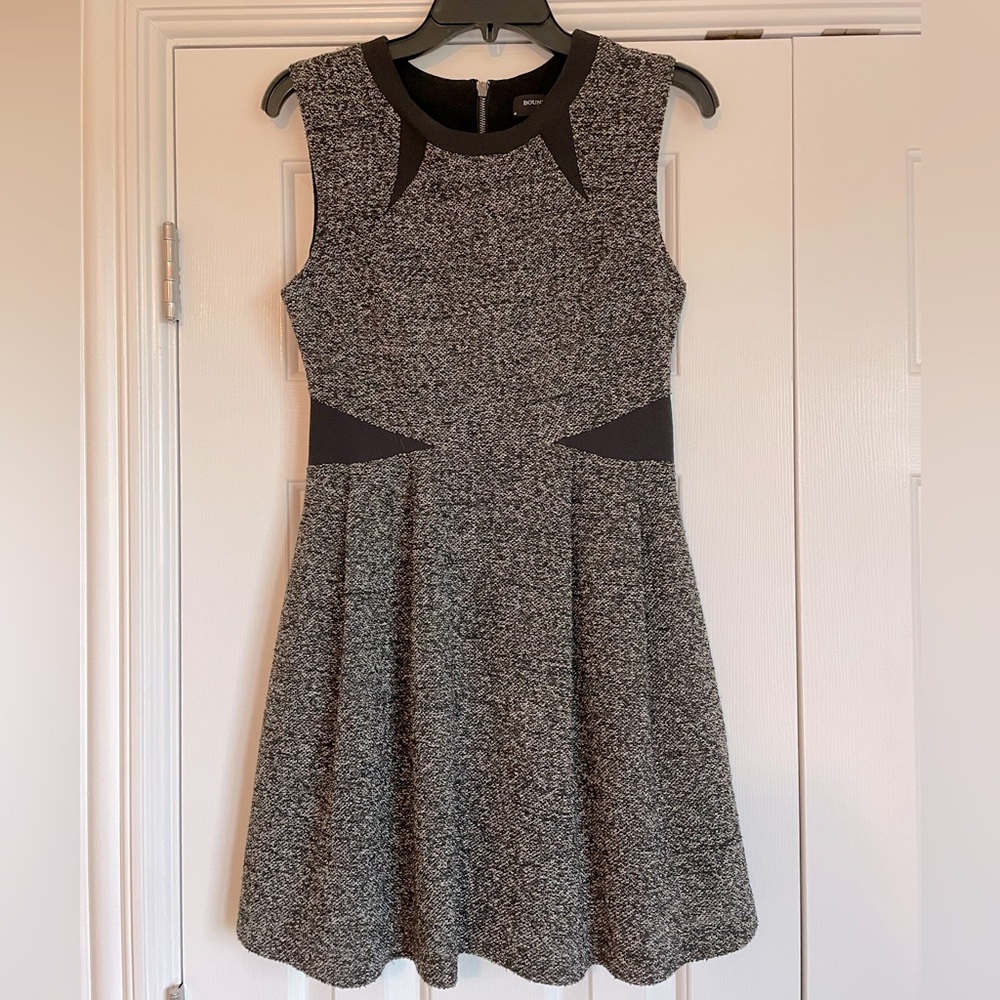 Gorgeous Party Dress with Pockets!